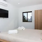 Amelie Old Town אלבופיירה